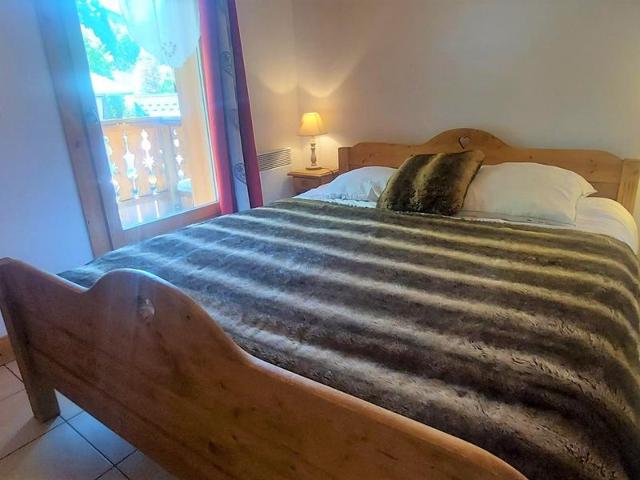 Duplex cozy near ski lift with balcony and garage FR-1-624-33 - Samoëns