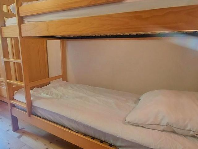 Duplex cozy near ski lift with balcony and garage FR-1-624-33 - Samoëns