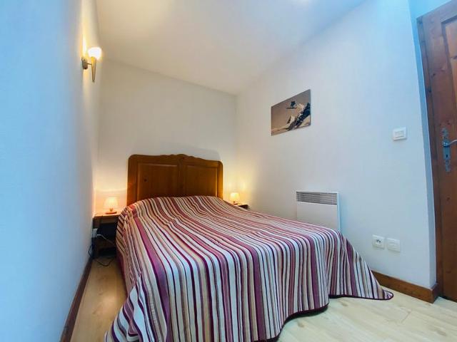 Duplex with pools and parking near Samoëns center FR-1-624-12 - Samoëns