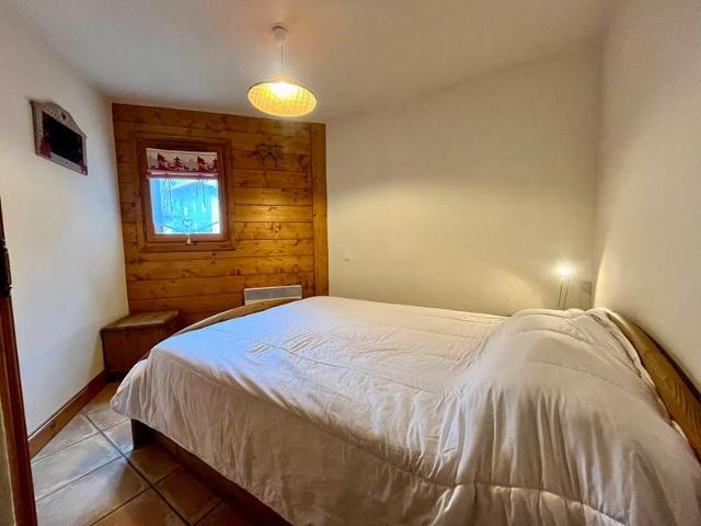 Central Samoëns Apt: 2 BR, Terr/Grdn, Garage, Ski Locker, Pets OK FR-1-624-28 - Samoëns