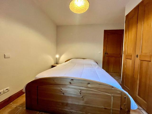 Central Samoëns Apt: 2 BR, Terr/Grdn, Garage, Ski Locker, Pets OK FR-1-624-28 - Samoëns