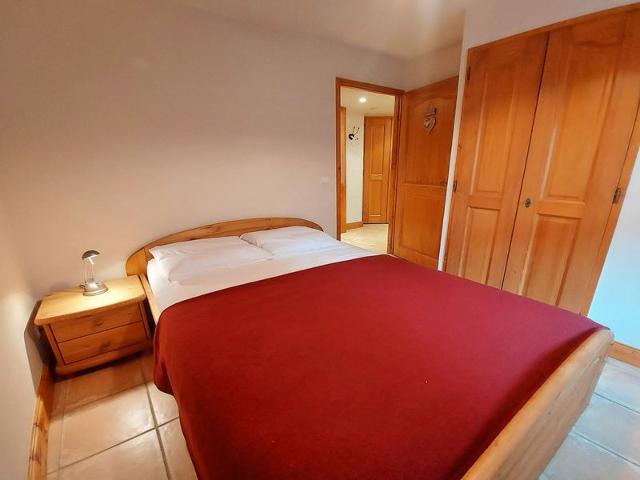 Central Samoëns Apt: 2 BR, Terr/Grdn, Garage, Ski Locker, Pets OK FR-1-624-28 - Samoëns