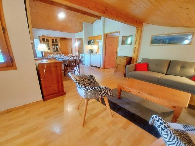 Quiet apartment with pools and gym FR-1-624-29 - Samoëns