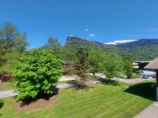 Quiet apartment with pools and gym FR-1-624-29 - Samoëns
