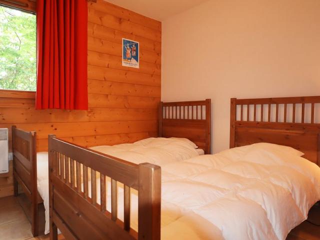 Central Apartment with Terrace, Parking, and Ski-bus Nearby FR-1-624-46 - Samoëns