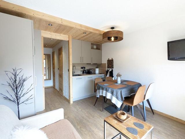 Renovated Apartment in Village Center with Garage and Balcony FR-1-459-178 - La Clusaz
