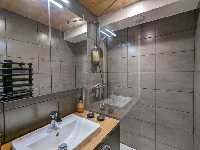 Renovated Apartment in Village Center with Garage and Balcony FR-1-459-178 - La Clusaz