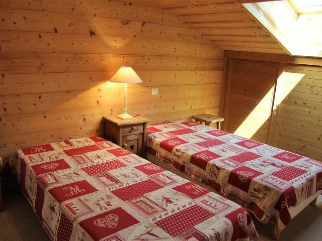 3-bedroom apartment for 6-8 people with balcony and garage in La Clusaz FR-1-459-10 - La Clusaz
