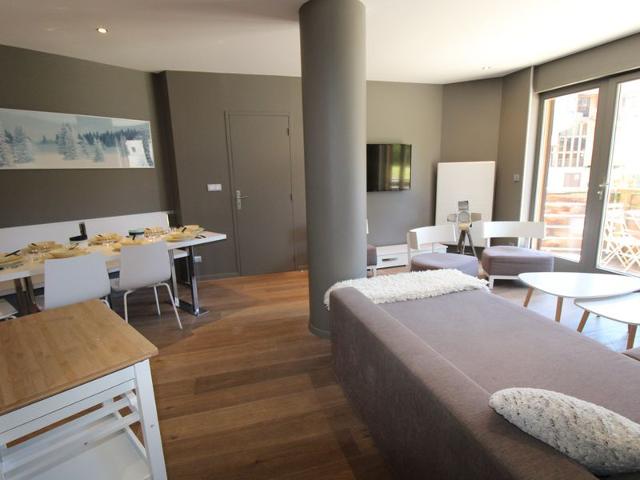 Luxurious Apartment with Sauna, Jacuzzi, and Central Location in Avoriaz - Sleeps 8 FR-1-633-13 - Avoriaz