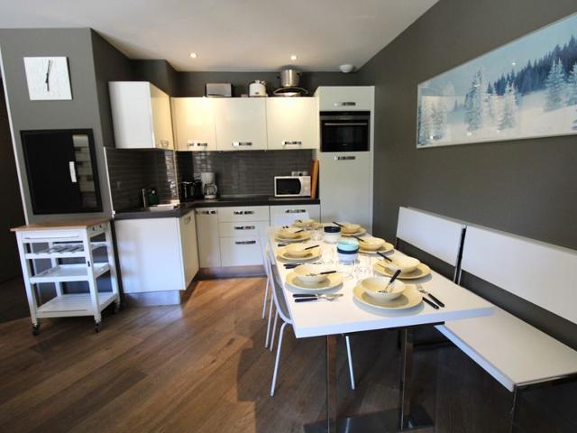 Luxurious Apartment with Sauna, Jacuzzi, and Central Location in Avoriaz - Sleeps 8 FR-1-633-13 - Avoriaz