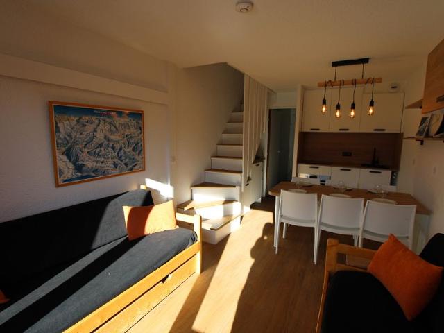 Renovated Apartment in Avoriaz Center - Festival Village - For 6 People, 50 sqm, 3 Rooms FR-1-633-31 - Avoriaz