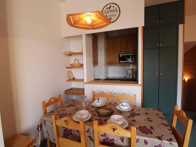 Cozy Duplex in Avoriaz - Village des Dromonts - Sleeps 7, South-Facing with Balcony/Terrace FR-1-633-9 - Avoriaz