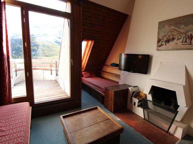 Cozy Duplex in Avoriaz - Village des Dromonts - Sleeps 7, South-Facing with Balcony/Terrace FR-1-633-9 - Avoriaz