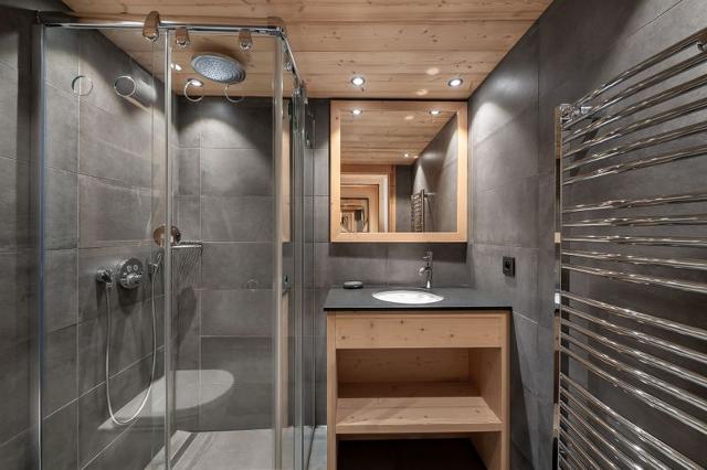 CHALET HORS PISTE - Méribel Village 1400