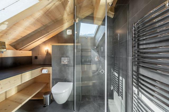 CHALET HORS PISTE - Méribel Village 1400