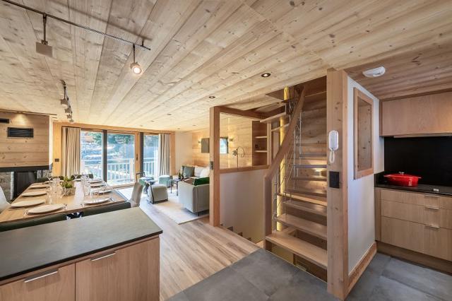 CHALET HORS PISTE - Méribel Village 1400