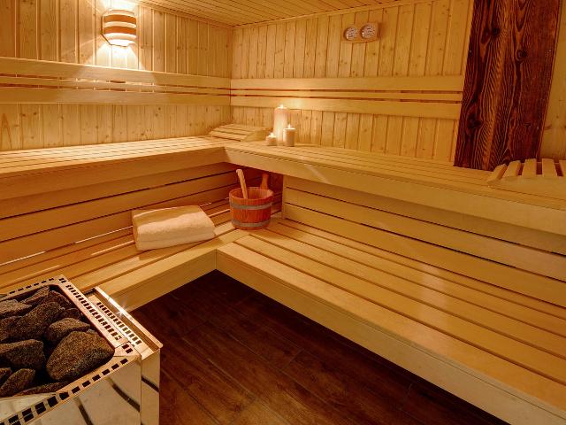 Sauna et jacuzzi pour cet apt en duplex dans chalet proche navette - Morzine