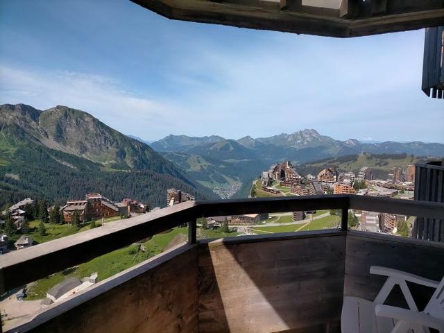 Avoriaz: Studio cabin for 4, equipped kitchen, wifi, balcony, ski locker FR-1-633-36 - Avoriaz