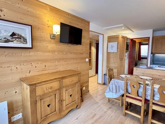 Cozy 3-Room Apartment for 7, Near Slopes, Shops & Ski School, 2 Balconies, Parking FR-1-634-10 - Avoriaz