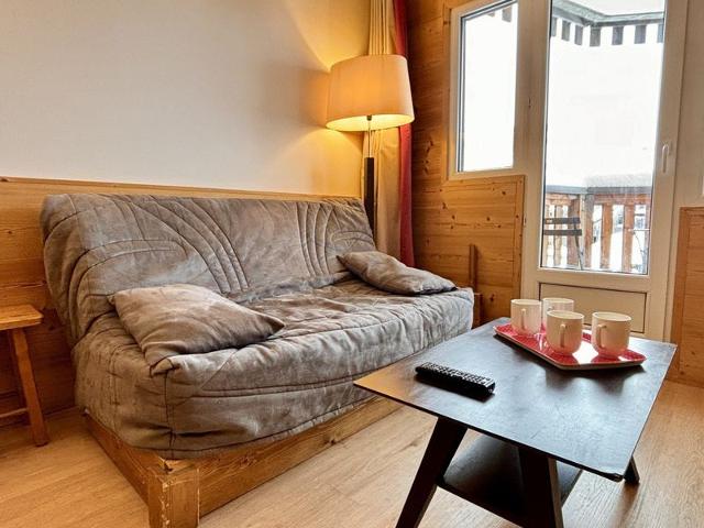 Cozy 3-Room Apartment for 7, Near Slopes, Shops & Ski School, 2 Balconies, Parking FR-1-634-10 - Avoriaz