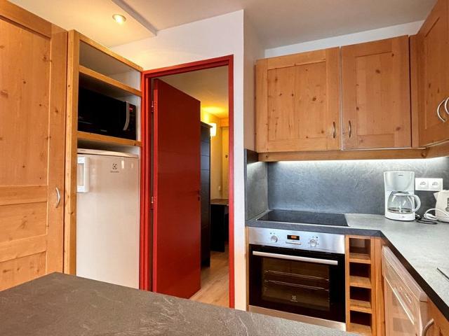 Cozy 3-Room Apartment for 7, Near Slopes, Shops & Ski School, 2 Balconies, Parking FR-1-634-10 - Avoriaz