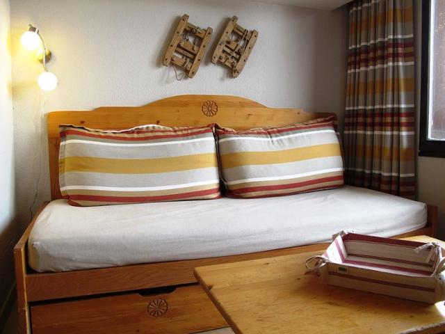 Renovated Studio Cabin, South-Facing Balcony, Near Lifts & Shops FR-1-634-30 - Avoriaz