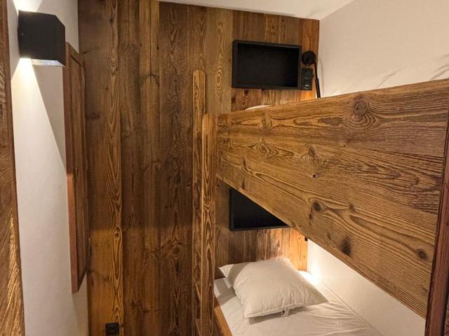 Beautiful 3-4 room apt, center station, 8 people, ski-in/ski-out, pets allowed FR-1-634-3 - Avoriaz