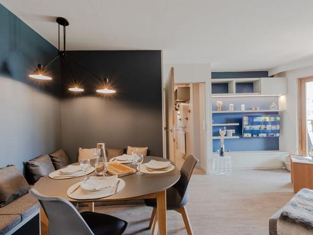 Luxury 4* Apartment with Terrace, Ski-In/Ski-Out Access, and Modern Amenities in Morzine FR-1-634-5 - Avoriaz