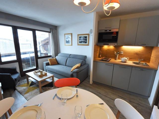 Cozy 1-Bed Apartment for 4 with South-Facing Balcony, Close to Shops and Ski Lifts FR-1-634-33 - Avoriaz