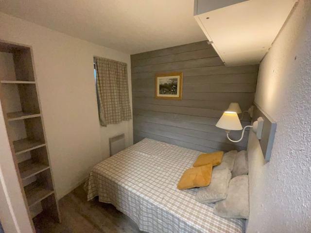 Cozy 1-Bed Apartment for 4 with South-Facing Balcony, Close to Shops and Ski Lifts FR-1-634-33 - Avoriaz