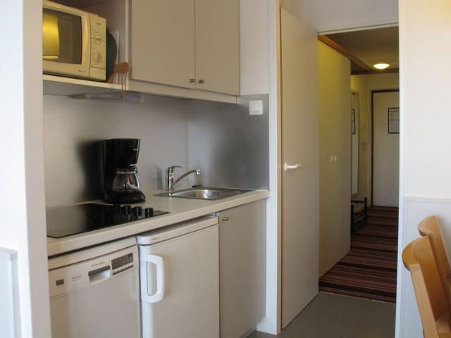 2-room flat for 4 with balcony and panoramic views FR-1-634-36 - Avoriaz