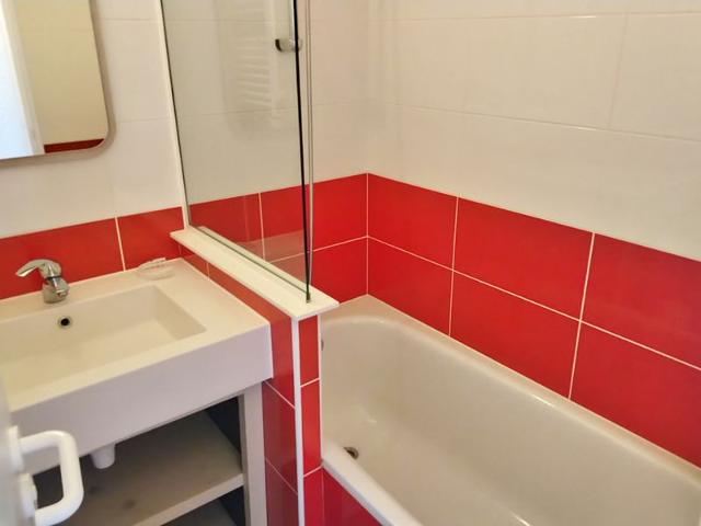 2-room flat for 4 with balcony and panoramic views FR-1-634-36 - Avoriaz