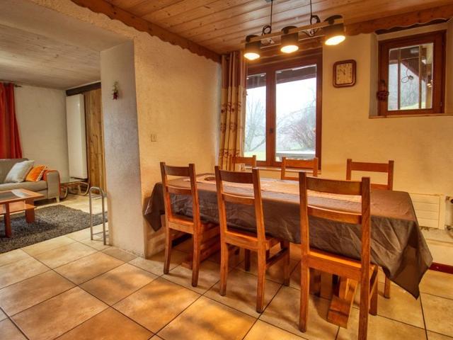 Renovated Farmhouse in Morillon - Sauna, Terrace, 3 Bedrooms FR-1-642-10 - Morillon Village