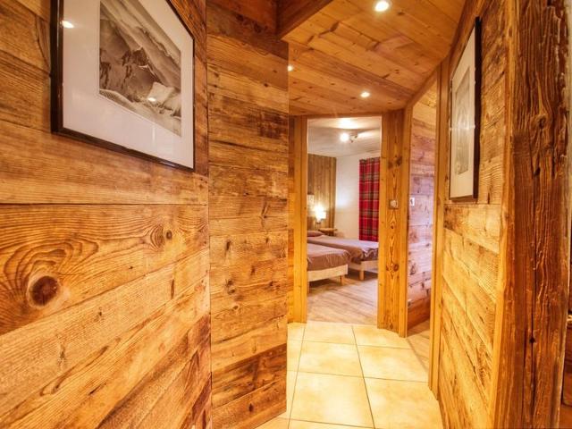 Renovated Farmhouse in Morillon - Sauna, Terrace, 3 Bedrooms FR-1-642-10 - Morillon Village