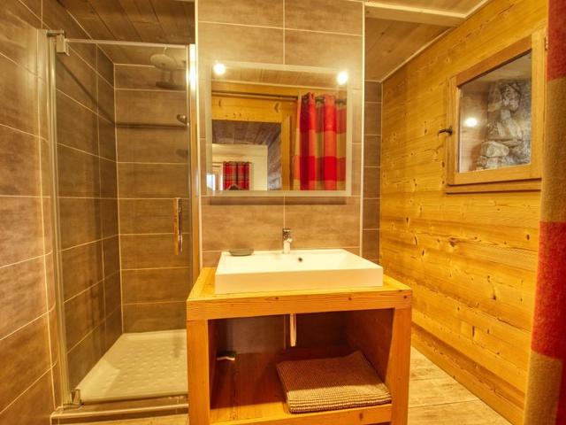 Renovated Farmhouse in Morillon - Sauna, Terrace, 3 Bedrooms FR-1-642-10 - Morillon Village