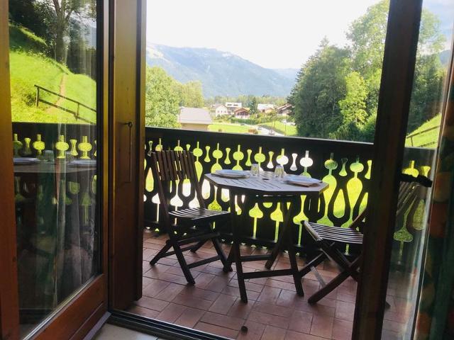 Cozy apartment with balcony, parking, and pets allowed FR-1-629-90 - Morillon Village
