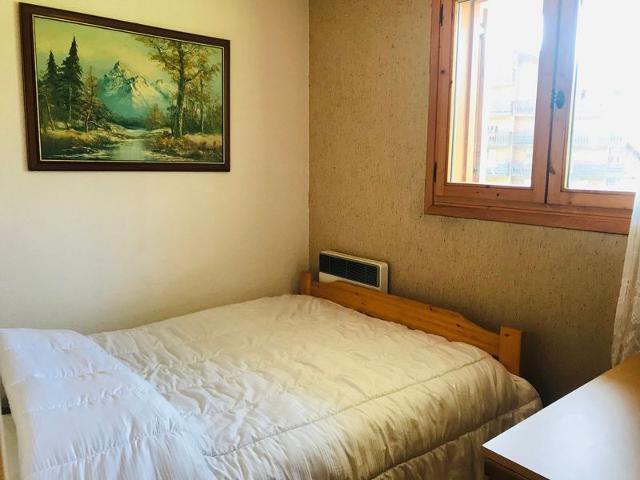 Cozy apartment with balcony, parking, and pets allowed FR-1-629-90 - Morillon Village