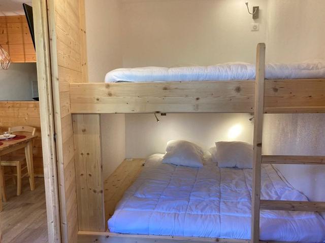 Charming Mountain-Style 2-Room Apartment, Ski-in/Ski-out, Near Center FR-1-634-71 - Avoriaz