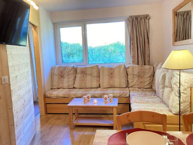 Charming Mountain-Style 2-Room Apartment, Ski-in/Ski-out, Near Center FR-1-634-71 - Avoriaz