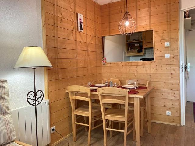 Charming Mountain-Style 2-Room Apartment, Ski-in/Ski-out, Near Center FR-1-634-71 - Avoriaz