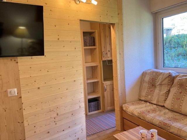Charming Mountain-Style 2-Room Apartment, Ski-in/Ski-out, Near Center FR-1-634-71 - Avoriaz