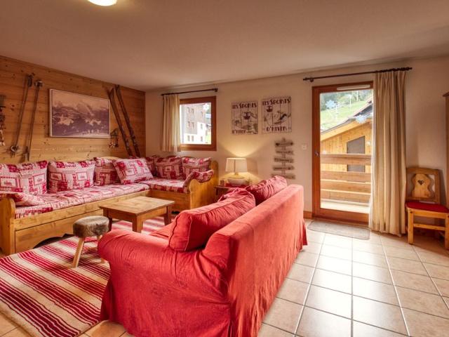 Spacious 4-Bedroom Mountain Apartment, Ski-In/Ski-Out, Sleeps 10 FR-1-642-4 - Morillon 1100 Les Esserts