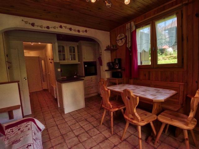 Charming Ground-Floor Apartment for 4, Near Ski Lift and Shops in Morillon FR-1-642-43 - Morillon Village