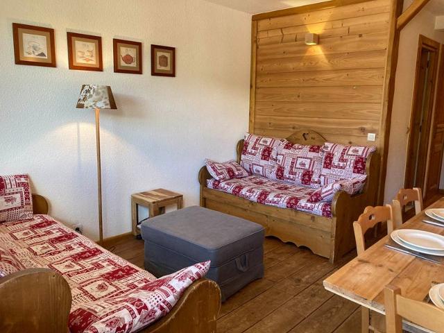 Central Location - Cozy 2-Room Chalet Apartment for 6 with Mountain Views FR-1-634-14 - Avoriaz