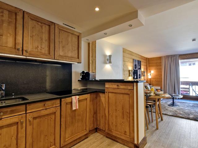 Luxury Courchevel 1850 Apartment: 2 BR, Ski Lockers, Parking, Concierge Services FR-1-613A-7 - Courchevel 1850