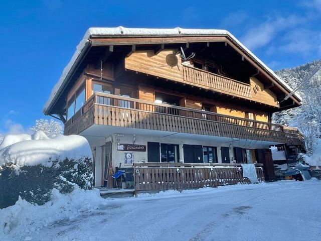 Attic Apartment 3 Rooms 74m², South Balcony, Private Parking, Wifi FR-1-459-183 - La Clusaz