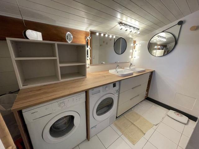 Attic Apartment 3 Rooms 74m², South Balcony, Private Parking, Wifi FR-1-459-183 - La Clusaz