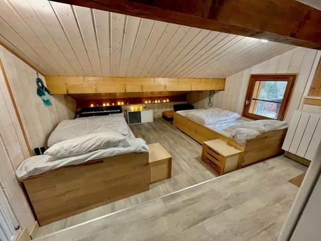 Attic Apartment 3 Rooms 74m², South Balcony, Private Parking, Wifi FR-1-459-183 - La Clusaz