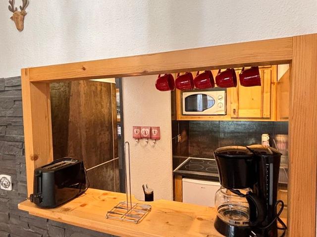 Cozy Renovated Apartment, Ski-In/Ski-Out, Central Location FR-1-634-75 - Avoriaz