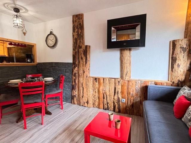 Cozy Renovated Apartment, Ski-In/Ski-Out, Central Location FR-1-634-75 - Avoriaz